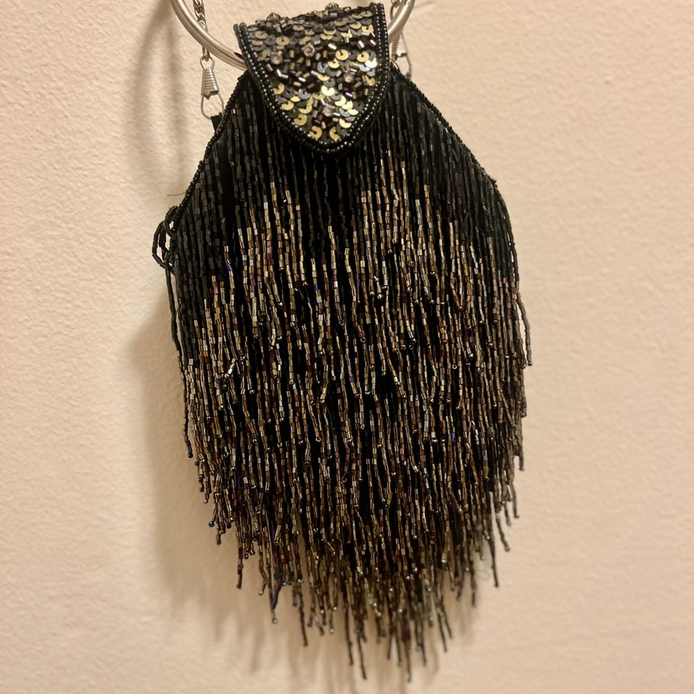 Elegant Black and Gold vintage clutch with chain